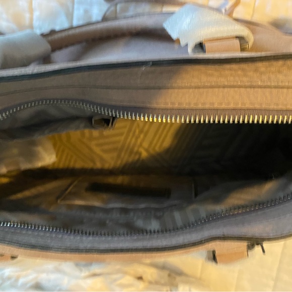 NWT Rebecca Minkoff Regan satchel. Lavender - Picture 6 of 7